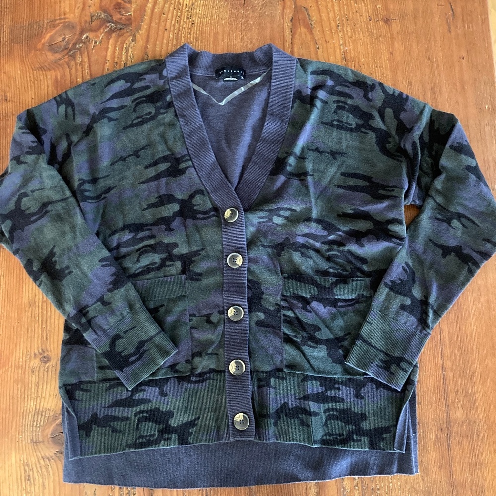 Sanctuary Camo Button Up Cardigan Size Small, Blue, Green and Black Women’s